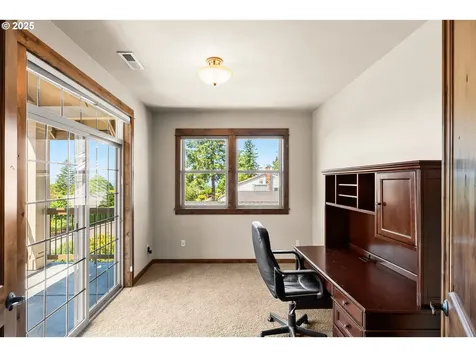 8585 NW Copeland Street Portland OR 97229
