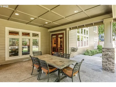 8585 NW Copeland Street Portland OR 97229