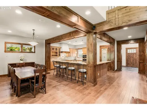 8585 NW Copeland Street Portland OR 97229