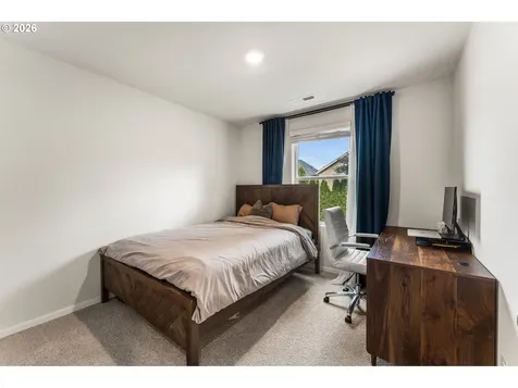 10425 NE 121st Avenue Vancouver WA 98662