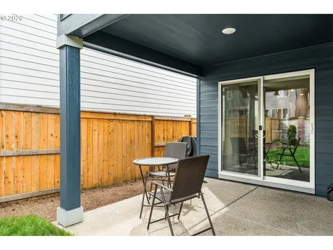 10425 NE 121st Avenue Vancouver WA 98662