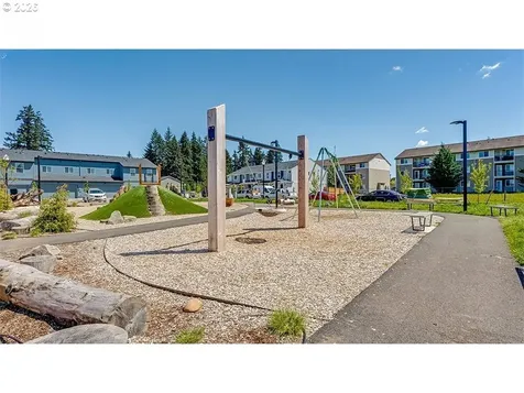 10425 NE 121st Avenue Vancouver WA 98662