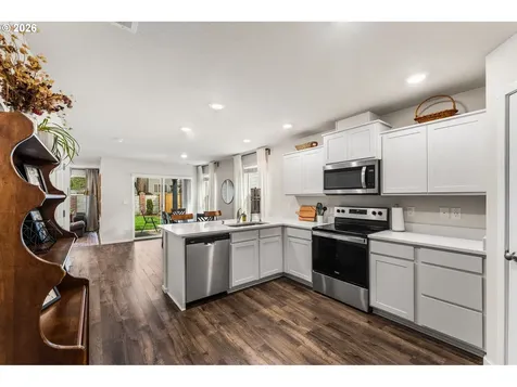 10425 NE 121st Avenue Vancouver WA 98662