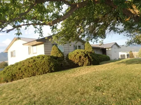 307 Wagner Street Enterprise OR 97828