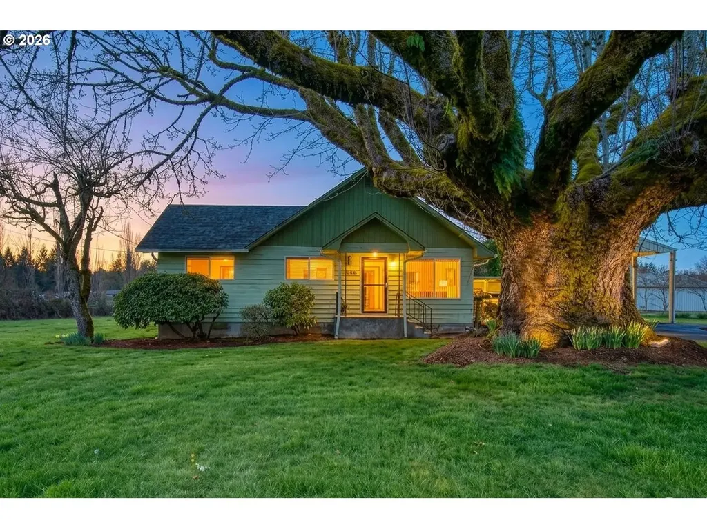 57681 Old Portland Road Warren OR 97053