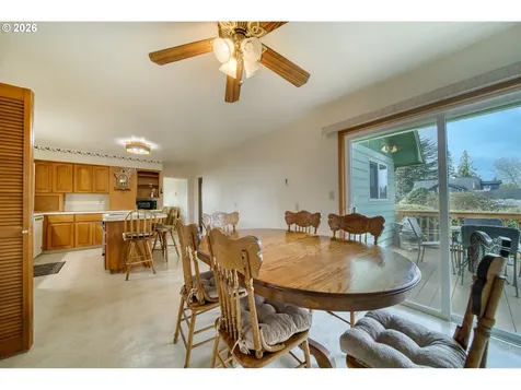 57681 Old Portland Road Warren OR 97053