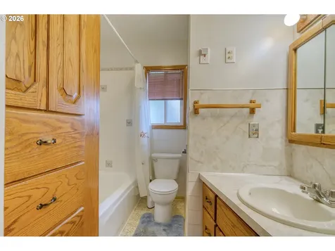57681 Old Portland Road Warren OR 97053