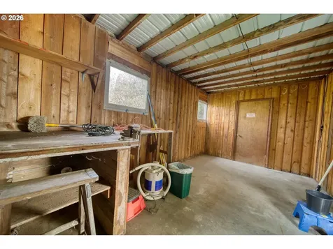 57681 Old Portland Road Warren OR 97053