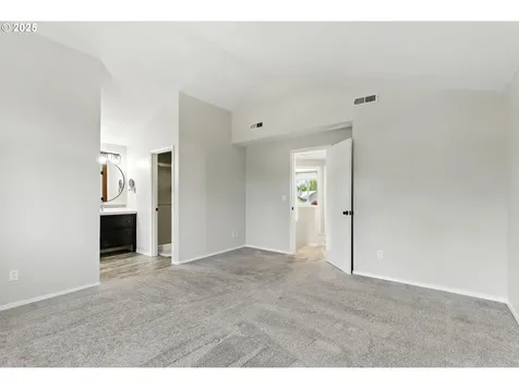 7170 SE Villa Street Hillsboro OR 97123