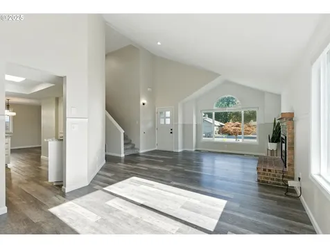 7170 SE Villa Street Hillsboro OR 97123