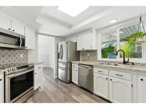7170 SE Villa Street Hillsboro OR 97123