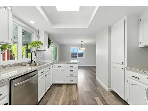 7170 SE Villa Street Hillsboro OR 97123