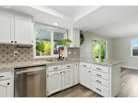 7170 SE Villa Street Hillsboro OR 97123