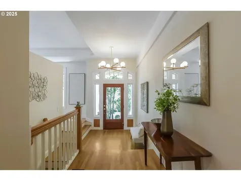 8824 SW 42nd Avenue Portland OR 97219