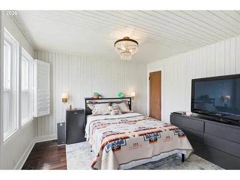 240 5th Avenue Seaside OR 97138