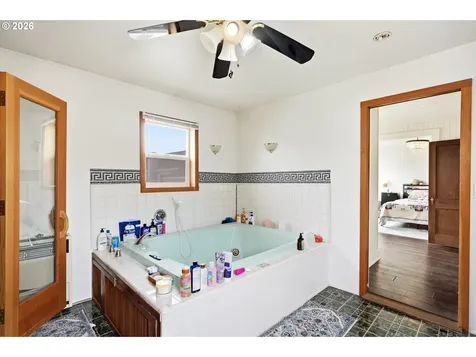 240 5th Avenue Seaside OR 97138