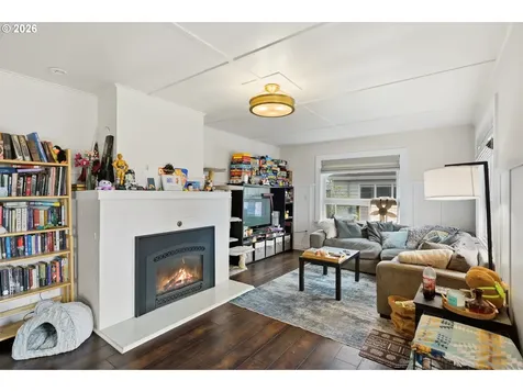 240 5th Avenue Seaside OR 97138
