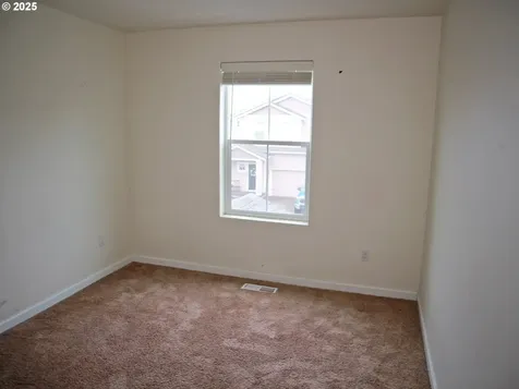 1421 W 15th Avenue La Center WA 98629