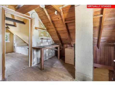 733 S 3rd Street Cottage Grove OR 97424