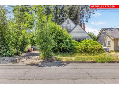 733 S 3rd Street Cottage Grove OR 97424