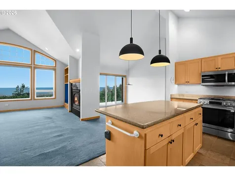 6650 Pacific Overlook Drive Neskowin OR 97149
