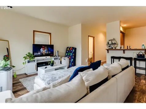 4131 Forsythia Street Springfield OR 97478