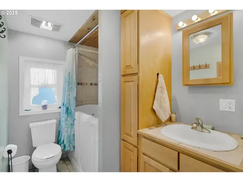 10025 NE Ward Road Brush Prairie WA 98606