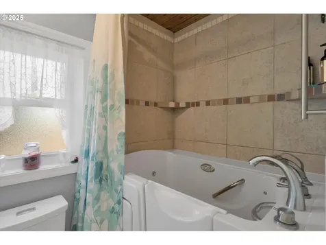 10025 NE Ward Road Brush Prairie WA 98606