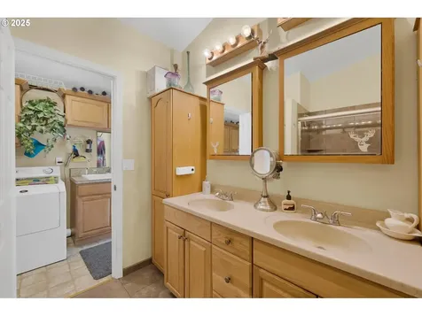 10025 NE Ward Road Brush Prairie WA 98606
