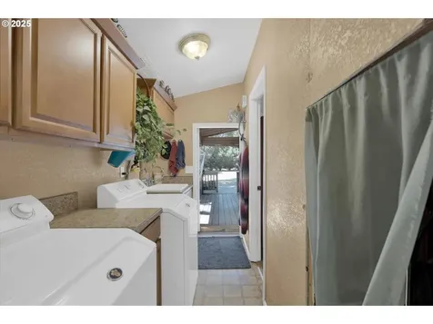 10025 NE Ward Road Brush Prairie WA 98606