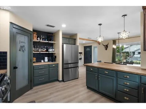 127 SW Vicki Lane Grants Pass OR 97526