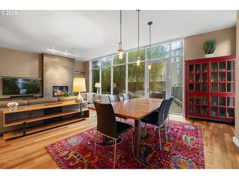 949 NW Overton Street Portland OR 97209
