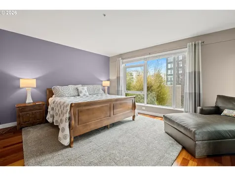 949 NW Overton Street Portland OR 97209