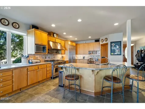 380 Fall Creek Drive Oceanside OR 97134