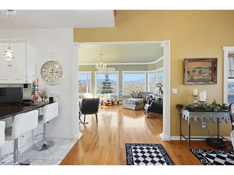 3720 Columbia View Drive The Dalles OR 97058