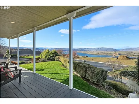 3720 Columbia View Drive The Dalles OR 97058