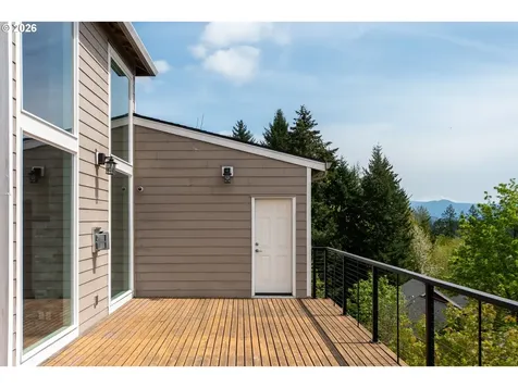 1472 N Columbia Ridge Way Washougal WA 98671