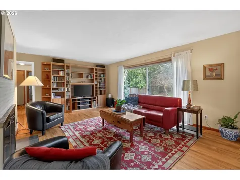 4103 SW Lee Street Portland OR 97221