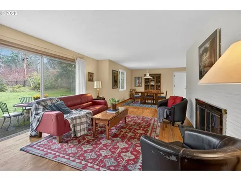 4103 SW Lee Street Portland OR 97221
