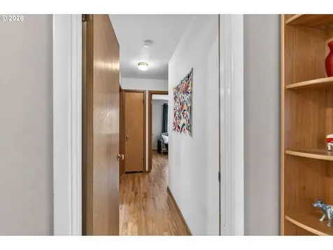 4103 SW Lee Street Portland OR 97221