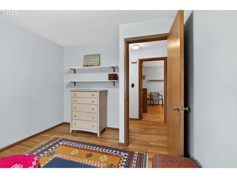 4103 SW Lee Street Portland OR 97221