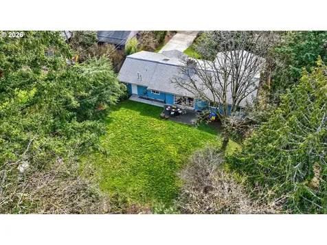 4103 SW Lee Street Portland OR 97221