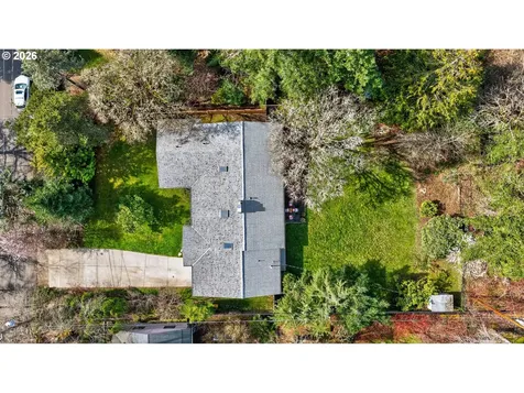4103 SW Lee Street Portland OR 97221