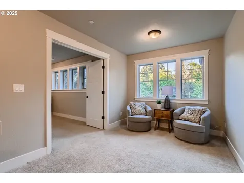 12241 SW 13th Court Portland OR 97219