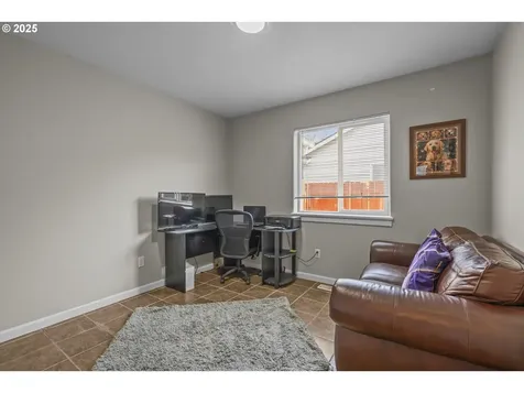 4826 Manning Drive NE Salem OR 97305