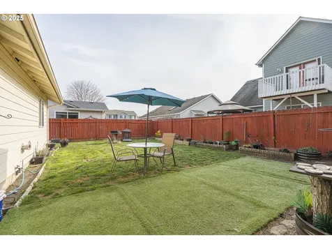 4826 Manning Drive NE Salem OR 97305