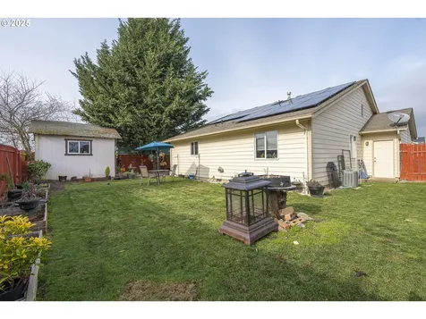4826 Manning Drive NE Salem OR 97305