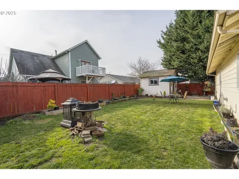 4826 Manning Drive NE Salem OR 97305