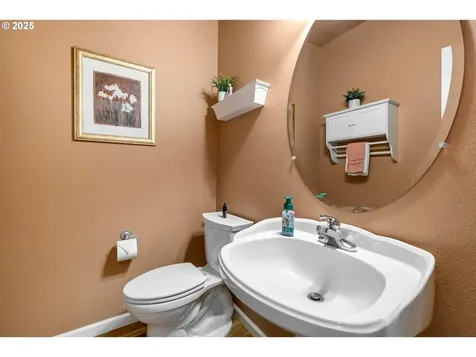 2001 NE 178th Avenue Vancouver WA 98684