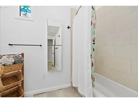 6535 SW Canyon Court Portland OR 97225